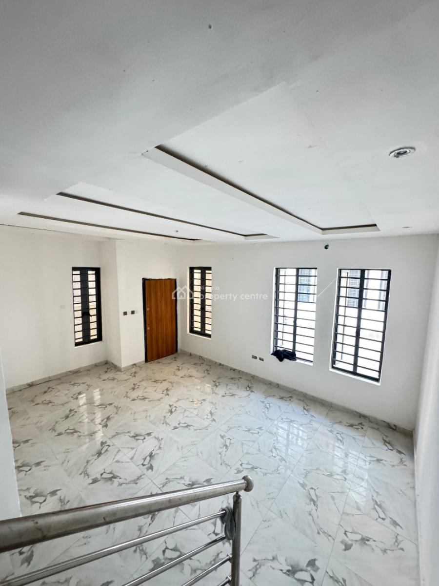 Discover Comfort and Modern Living 3 Bedroom Semi Detached with Bq, Harris Drive Lekki, Lekki, Lagos, Semi-detached Duplex for Sale