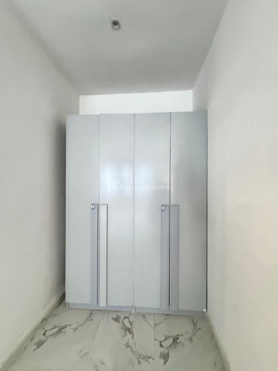 Discover Comfort and Modern Living 3 Bedroom Semi Detached with Bq, Harris Drive Lekki, Lekki, Lagos, Semi-detached Duplex for Sale