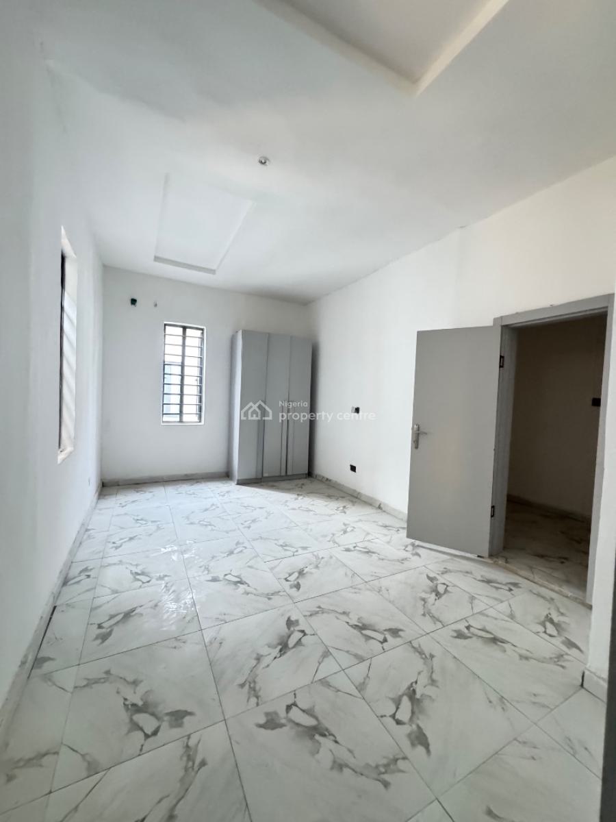 Discover Comfort and Modern Living 3 Bedroom Semi Detached with Bq, Harris Drive Lekki, Lekki, Lagos, Semi-detached Duplex for Sale