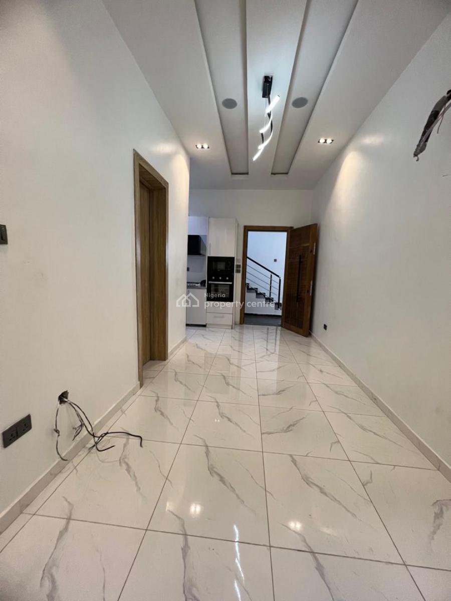 Luxurious Mini Flat Apartment, Ologolo, Lekki Phase 1, Lekki, Lagos, Mini Flat (room and Parlour) for Rent