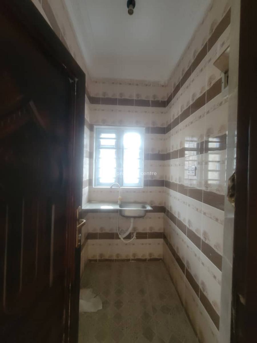 Mini Flat at Surulere, Adeosun Str, Kilo Suruler, Surulere, Lagos, Mini Flat (room and Parlour) for Rent