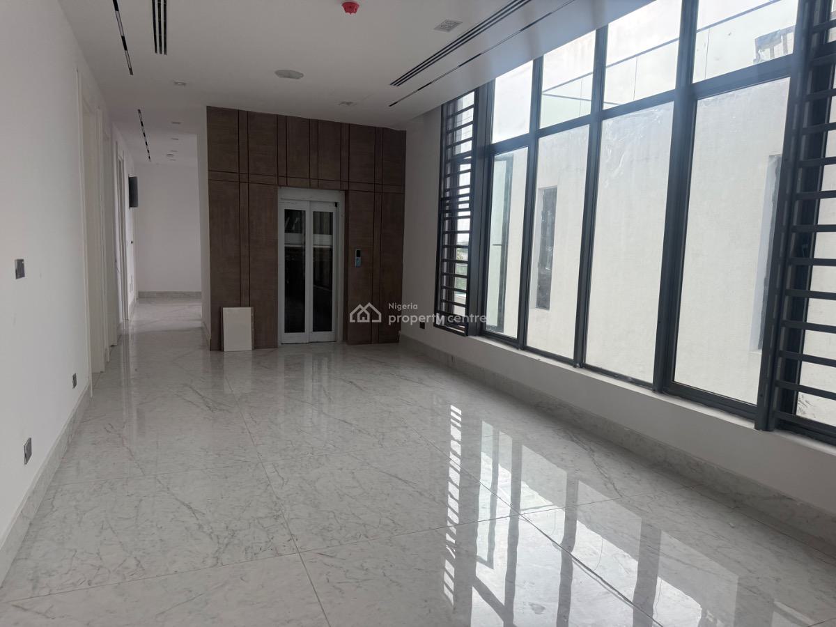 Luxurious 6 Bedroom Detached Bungalow Duplex, Banana Island, Ikoyi, Lagos, Detached Duplex for Sale