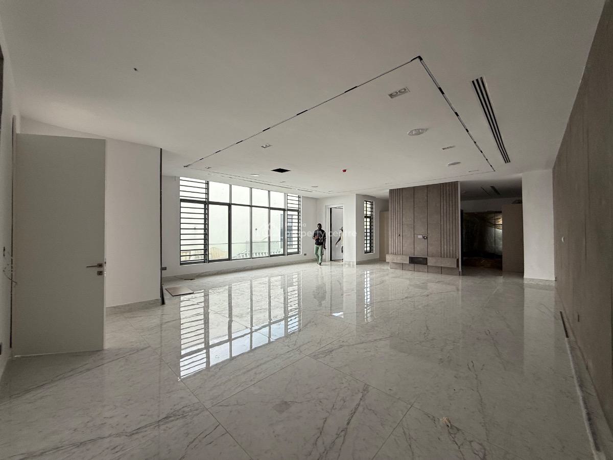 Luxurious 6 Bedroom Detached Bungalow Duplex, Banana Island, Ikoyi, Lagos, Detached Duplex for Sale