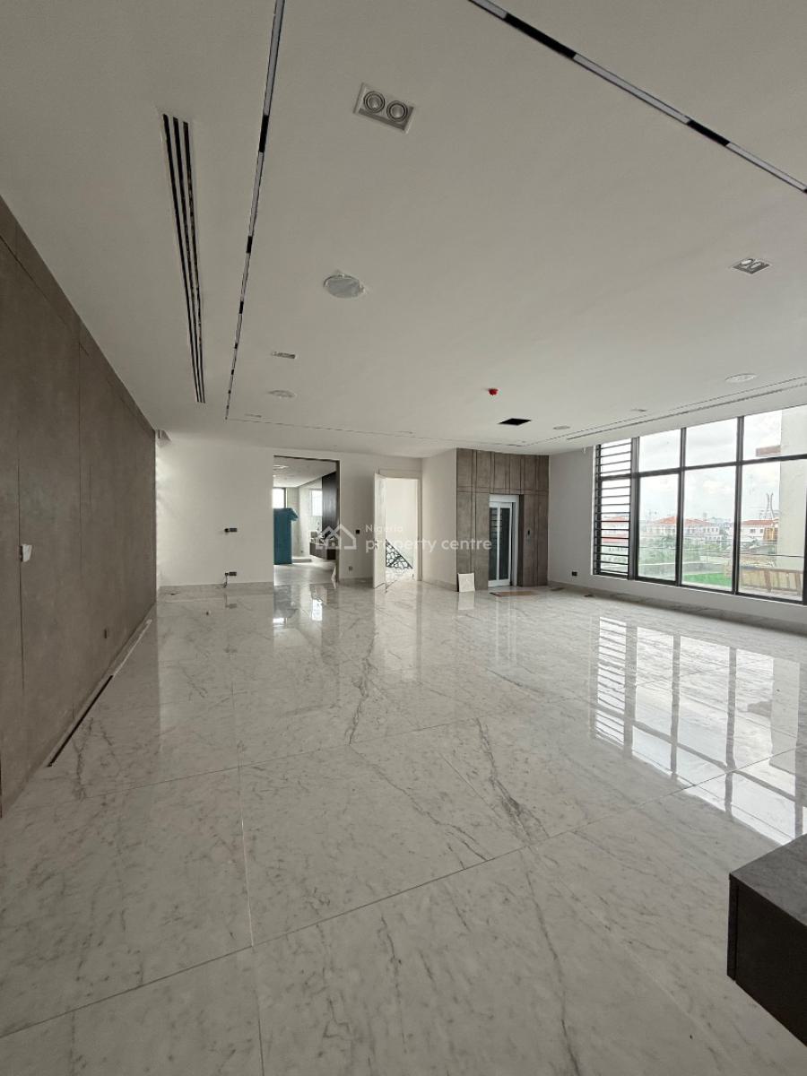 Luxurious 6 Bedroom Detached Bungalow Duplex, Banana Island, Ikoyi, Lagos, Detached Duplex for Sale