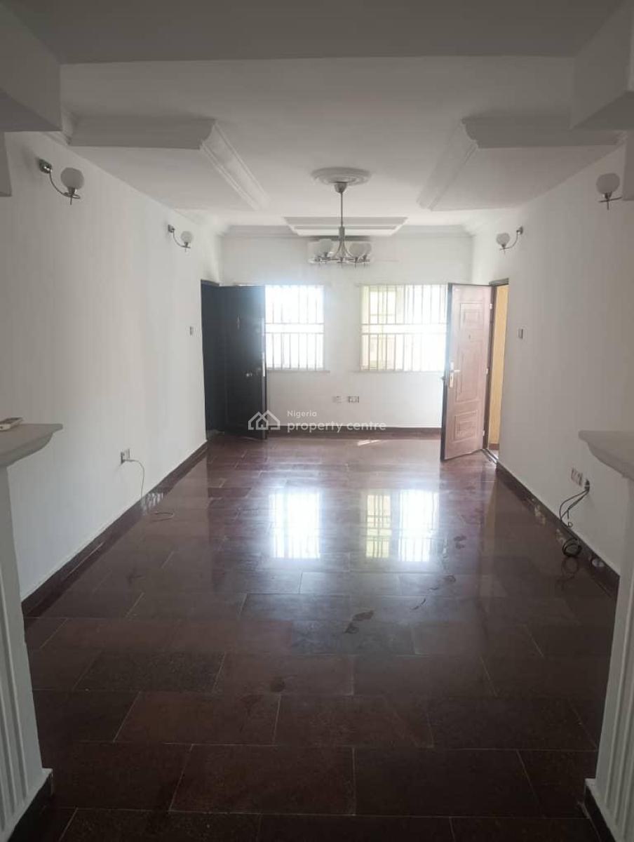 Spacious and Clean 2 Bedroom Apartment, Wuse, Abuja, Flat / Apartment for Rent
