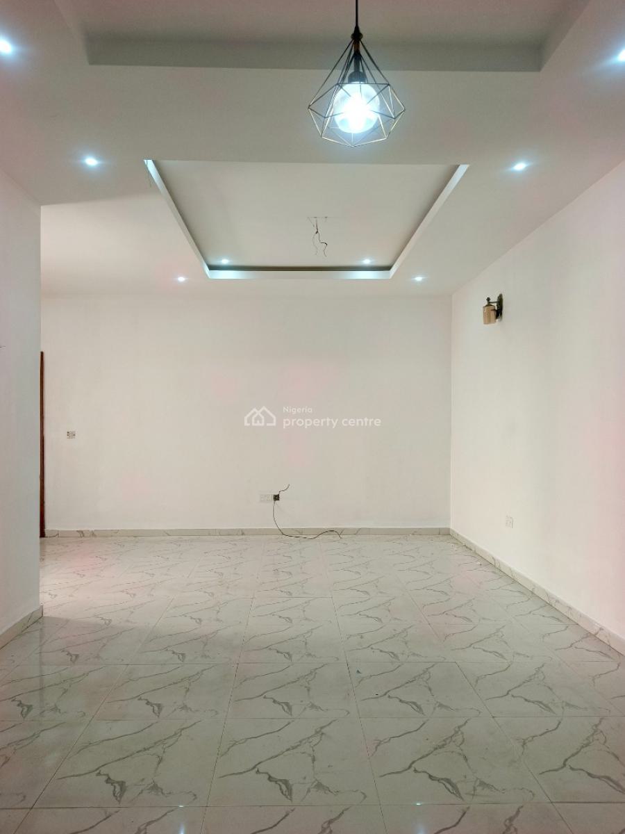 Smart Spacious Conducive Mini Flat (room and Parlor) Upstairs, in Estate at Ogombo Abraham Adesanya Axis, Ajah Lagos., Ajah, Lagos, Mini Flat (room and Parlour) for Rent