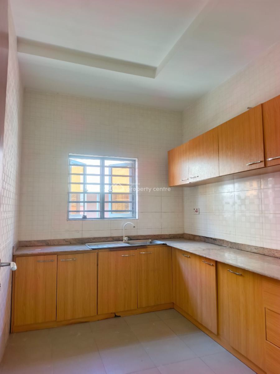 Smart Spacious Conducive Mini Flat (room and Parlor) Upstairs, in Estate at Ogombo Abraham Adesanya Axis, Ajah Lagos., Ajah, Lagos, Mini Flat (room and Parlour) for Rent