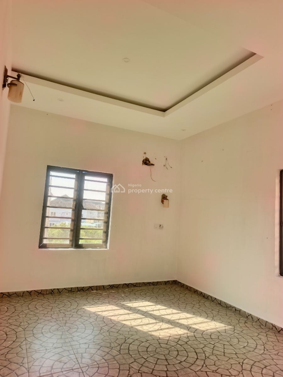 Smart Spacious Conducive Mini Flat (room and Parlor) Upstairs, in Estate at Ogombo Abraham Adesanya Axis, Ajah Lagos., Ajah, Lagos, Mini Flat (room and Parlour) for Rent