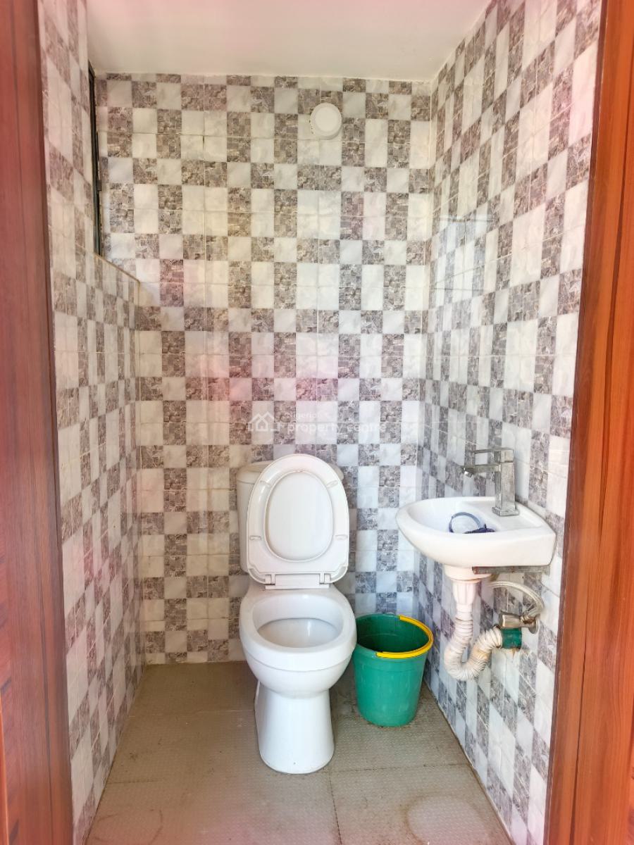 Smart Spacious Conducive Mini Flat (room and Parlor) Upstairs, in Estate at Ogombo Abraham Adesanya Axis, Ajah Lagos., Ajah, Lagos, Mini Flat (room and Parlour) for Rent