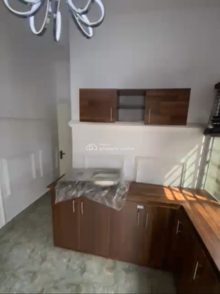 Luxurious Standard Studio Apartment with a Fully Fitted Kitchen, Osapa, Lekki, Lagos, Mini Flat (room and Parlour) for Rent