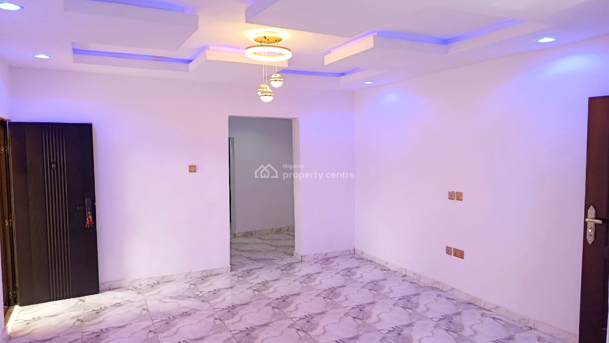 Newly Built Tastefully Finished 2 Units 2 Bedroom Flat, Upstairs, By Thomas Laniyan Street, Anthony, Maryland, Lagos, Office Space for Rent