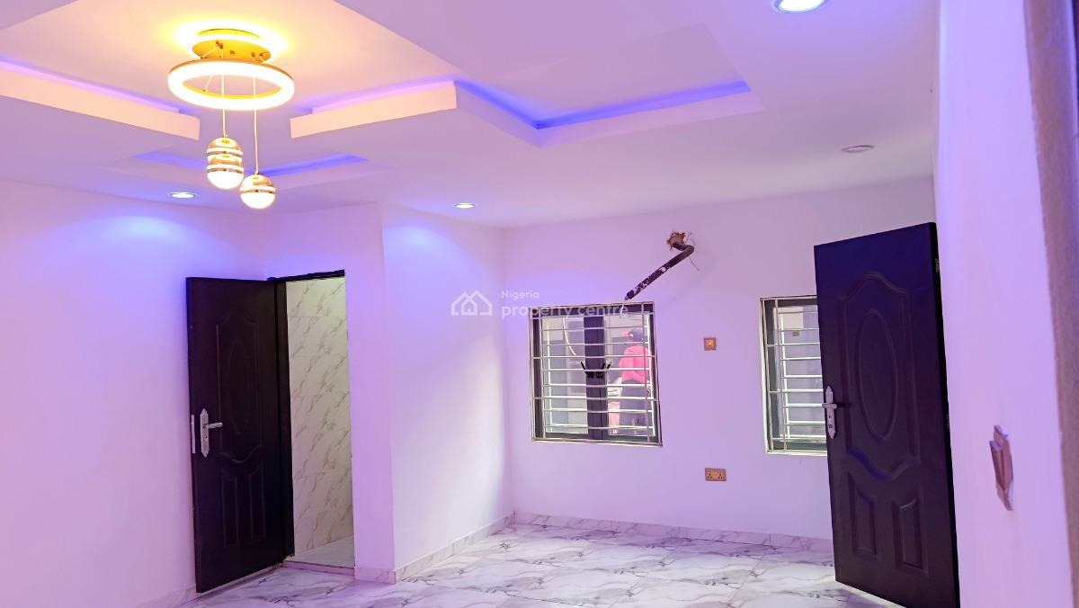 Newly Built Tastefully Finished 2 Units 2 Bedroom Flat, Upstairs, By Thomas Laniyan Street, Anthony, Maryland, Lagos, Office Space for Rent