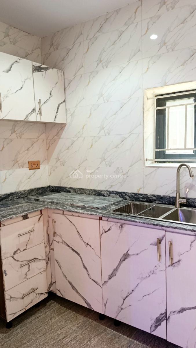 Newly Built Tastefully Finished 2 Units 2 Bedroom Flat, Upstairs, By Thomas Laniyan Street, Anthony, Maryland, Lagos, Office Space for Rent