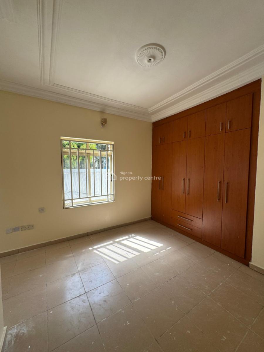 6-bedroom Semidetached Duplex with a 1-bedroom Bq, Maitama District, Abuja, Detached Duplex for Rent