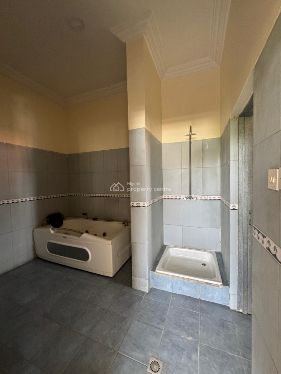 6-bedroom Semidetached Duplex with a 1-bedroom Bq, Maitama District, Abuja, Detached Duplex for Rent