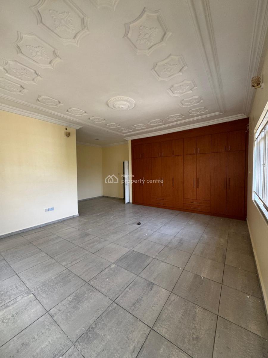 6-bedroom Semidetached Duplex with a 1-bedroom Bq, Maitama District, Abuja, Detached Duplex for Rent