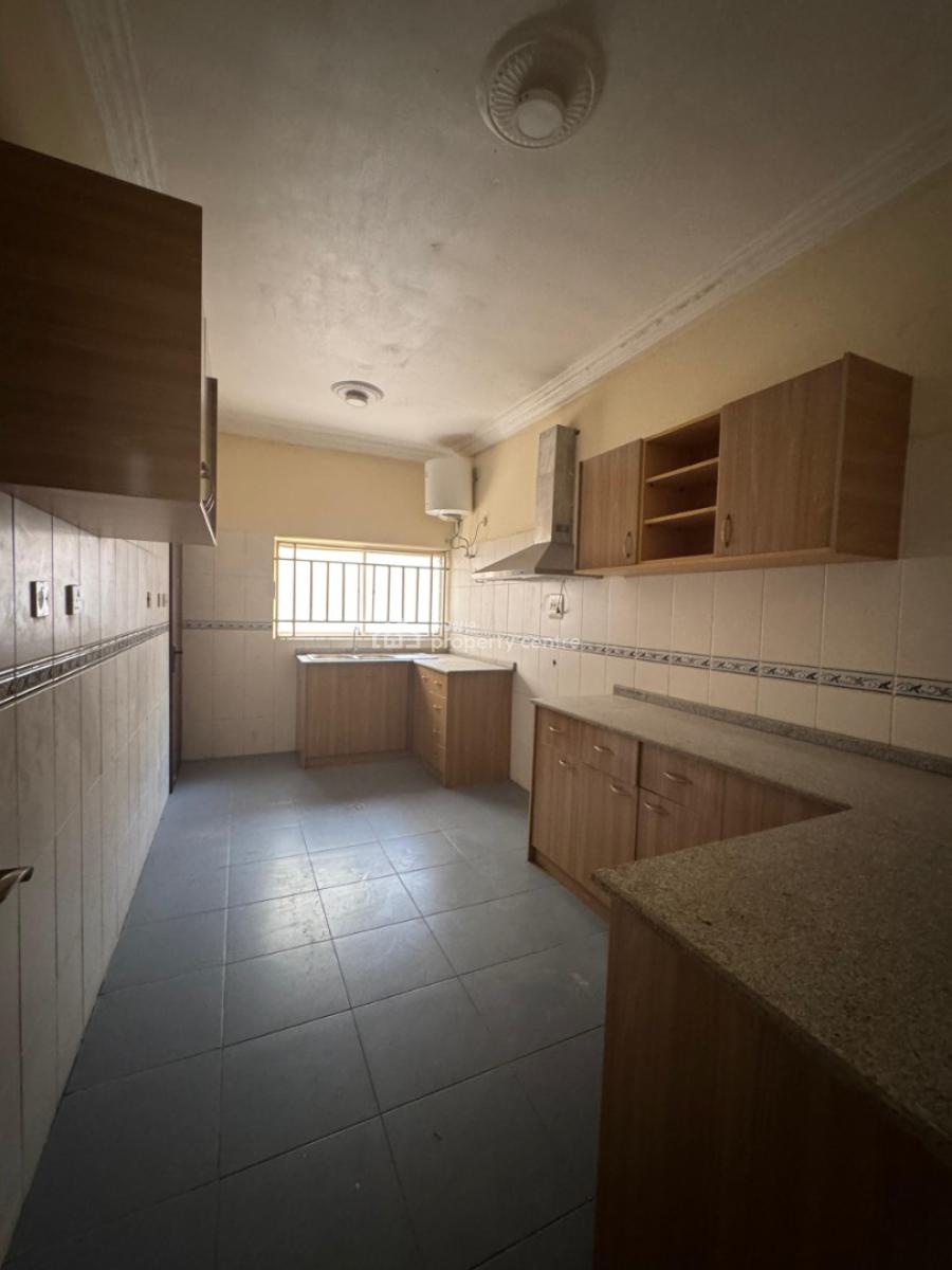 6-bedroom Semidetached Duplex with a 1-bedroom Bq, Maitama District, Abuja, Detached Duplex for Rent