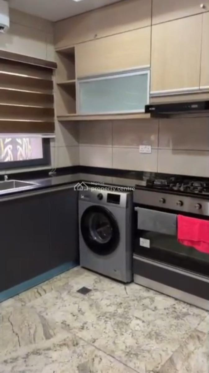 Furnished and Serviced 2bedroom Flat for at Garki 2, Very Nice Neighbourhood @ Garki 2, Garki, Abuja, Flat / Apartment for Rent