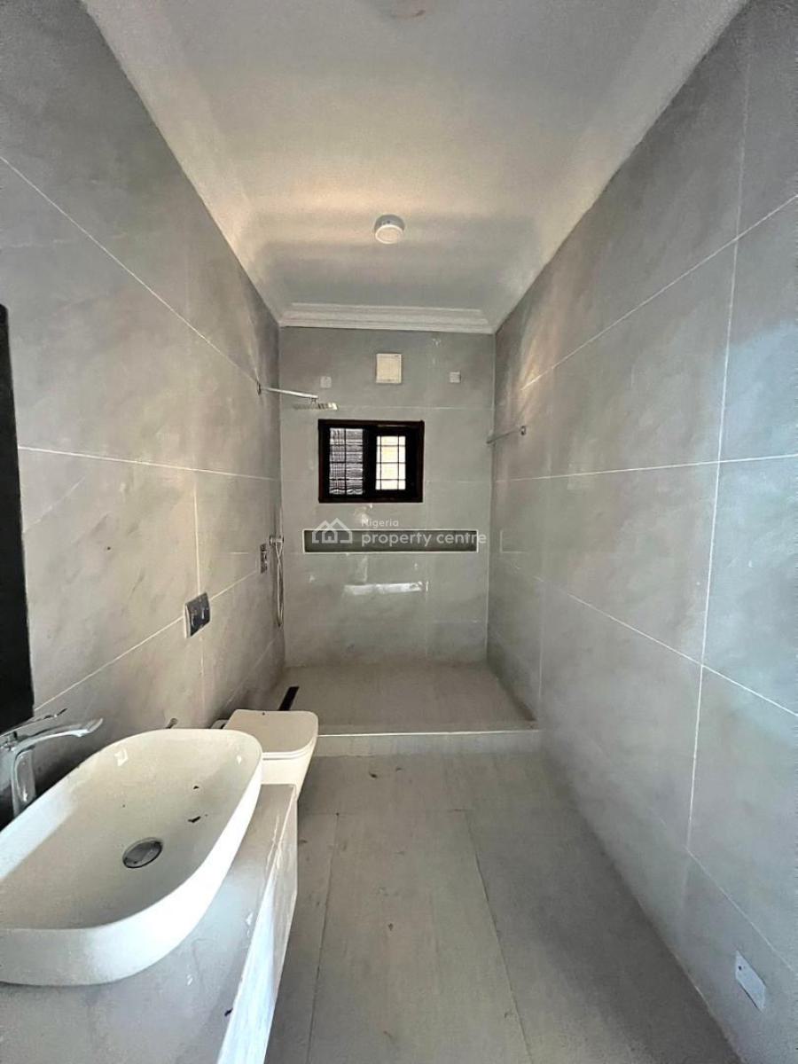 Very Spacious and Luxury 3 Bedroom Apartment with Self Contain Bq, Beautiful for Shortlet and Airbnb Investment This December, Lekki Phase 1, Lekki, Lagos, Flat / Apartment for Rent