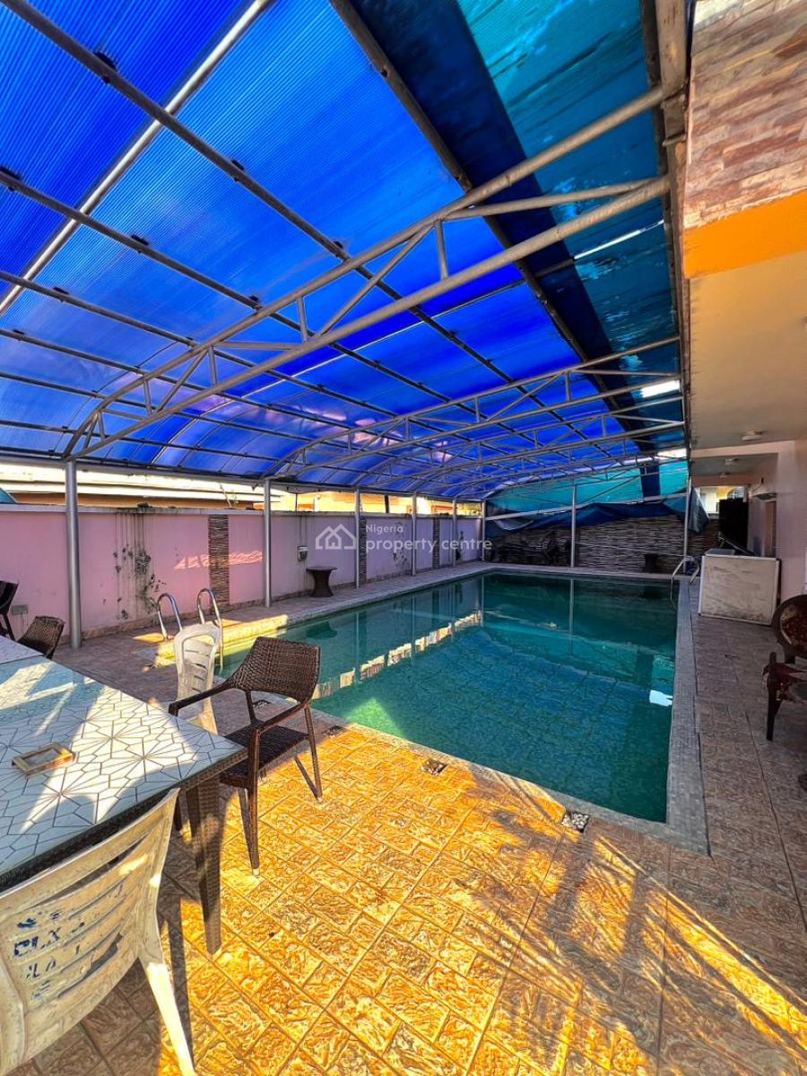 17 Rooms Hotel with Swimming Pool and Lounge., Perfect for Hotels Or Schools, Lekki Phase 1, Lekki, Lagos, House for Rent