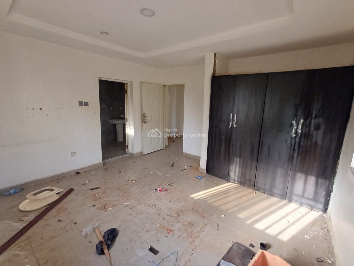 Lovely 2 Bedroom Flat on The Second Floor, Wuse 2, Abuja, Flat / Apartment for Rent