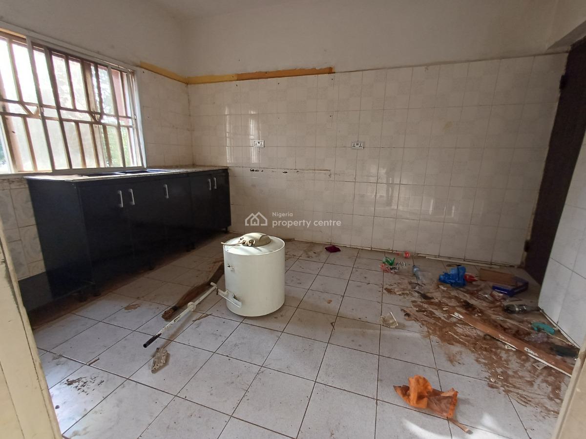 Lovely 2 Bedroom Flat on The Second Floor, Wuse 2, Abuja, Flat / Apartment for Rent