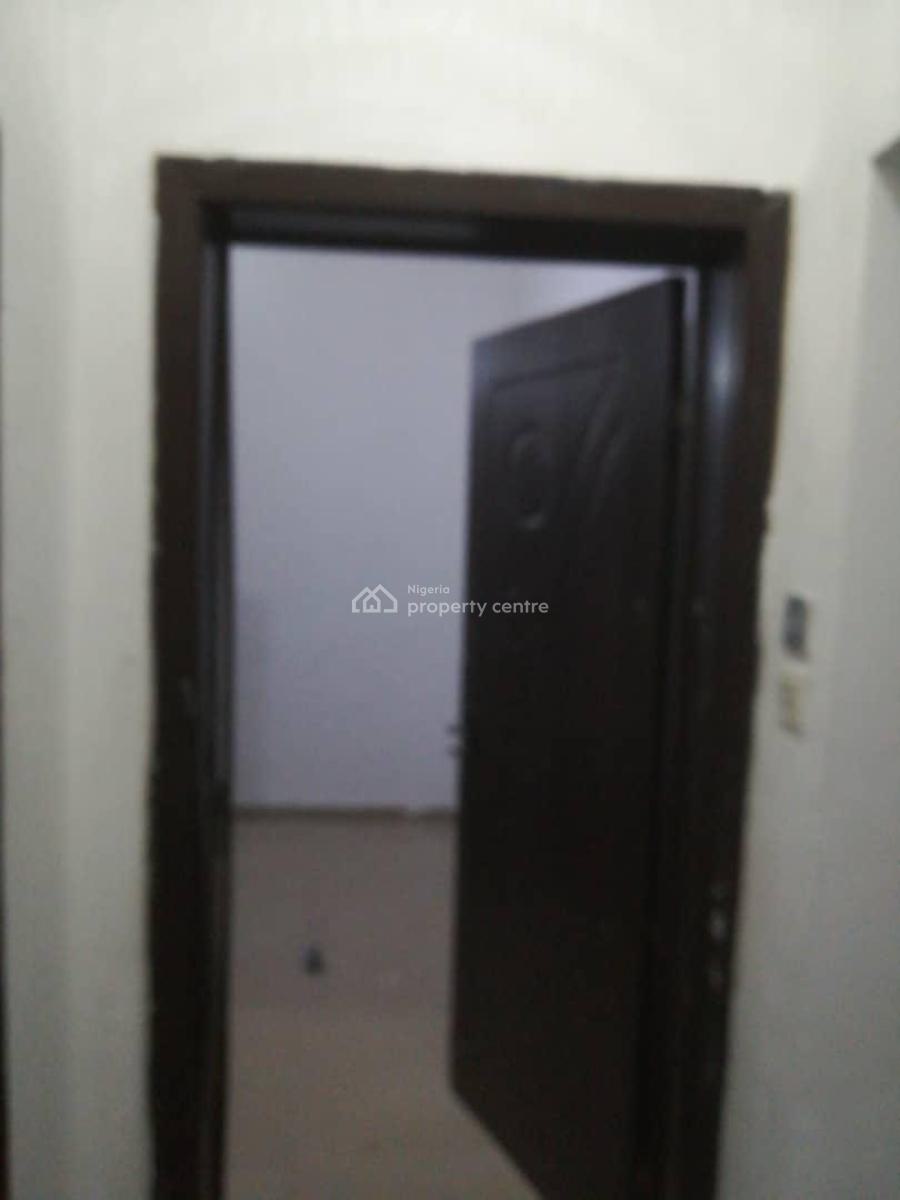 a Room and Parlour Self Contained Upstairs, Alaguntan, Mobil Road, Ajah, Lagos, Mini Flat (room and Parlour) for Rent