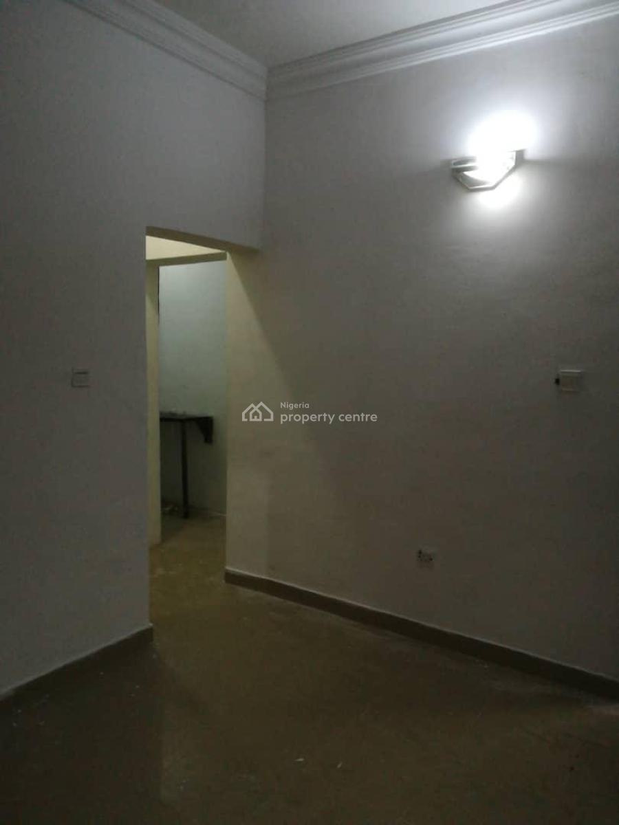 a Room and Parlour Self Contained Upstairs, Alaguntan, Mobil Road, Ajah, Lagos, Mini Flat (room and Parlour) for Rent