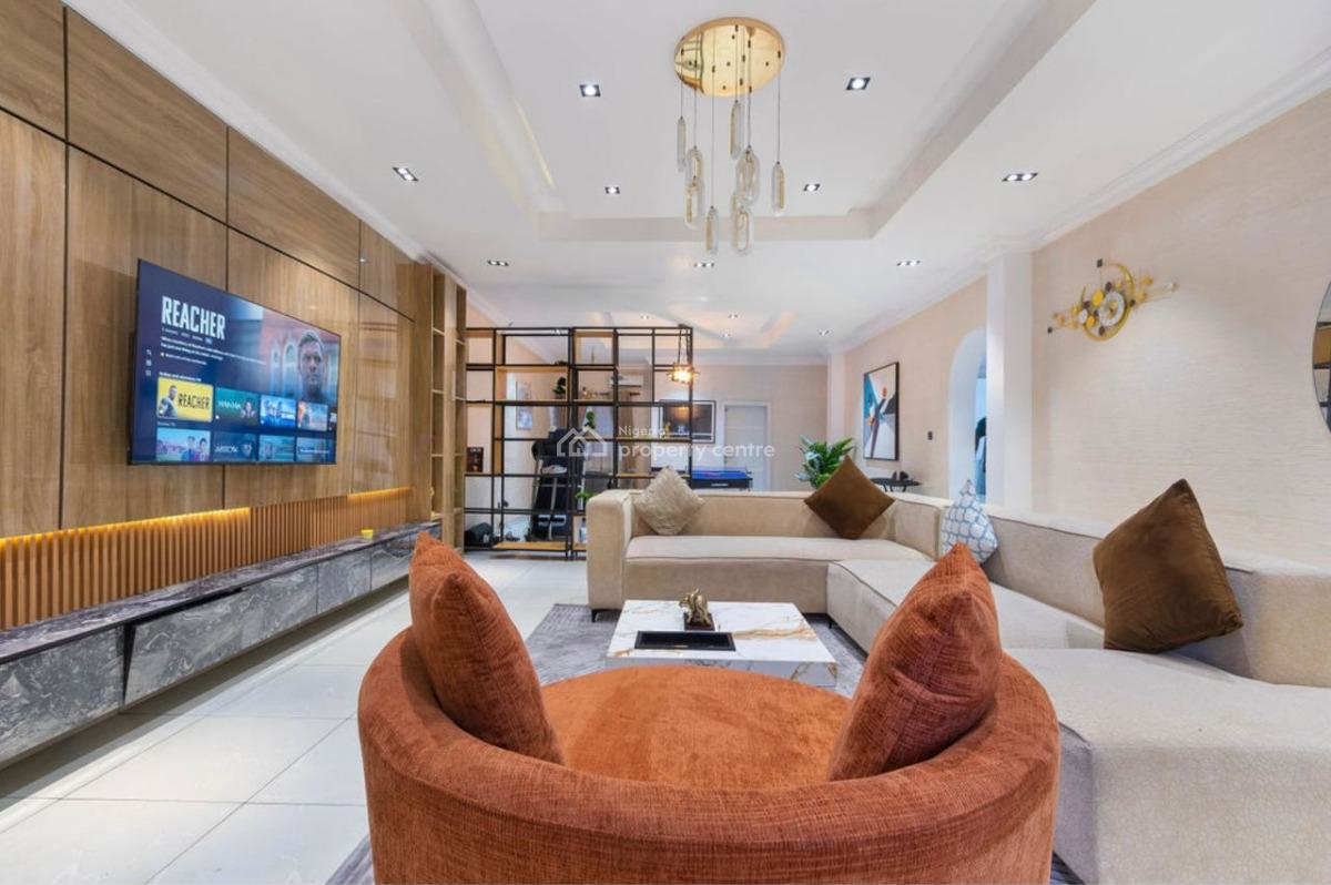 Book This Luxurious and Cozy 3 Bedroom Apartment, Lekki Phase 1, Lekki, Lagos, Flat / Apartment Short Let