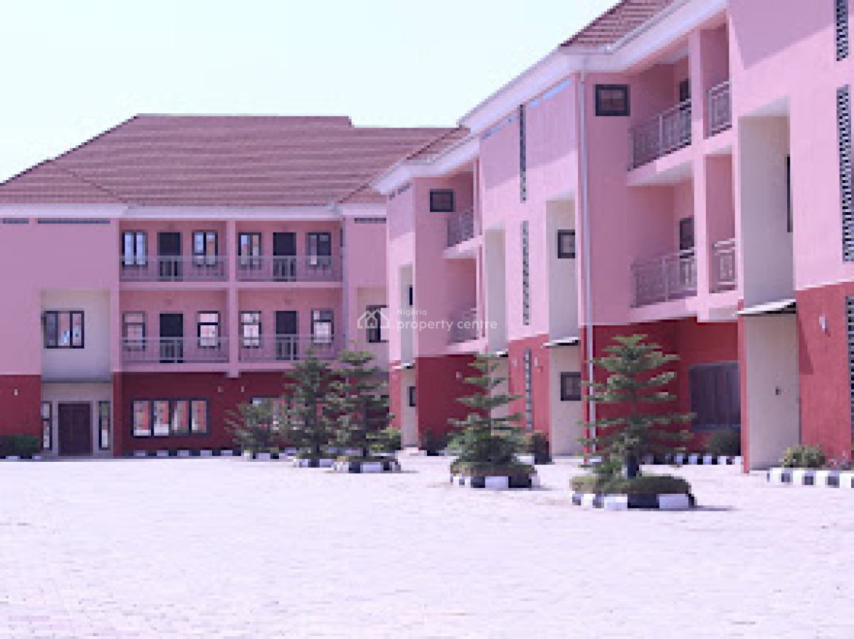 2 Bedroom Apartment, Off a. Iduriase Oboigba Crescent, Katampe, Abuja, Flat / Apartment for Sale