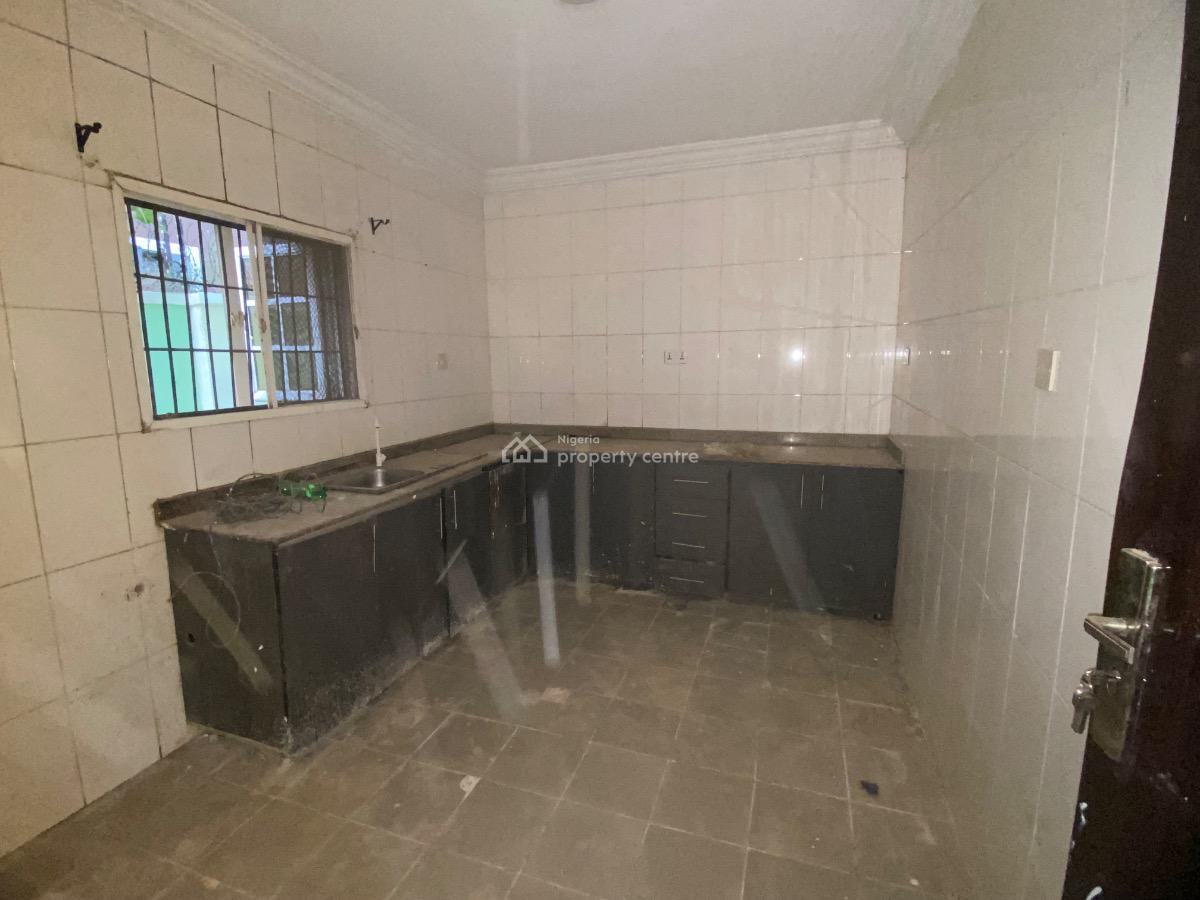 2 Bedroom Apartment, Dawaki, Gwarinpa, Abuja, Flat / Apartment for Rent