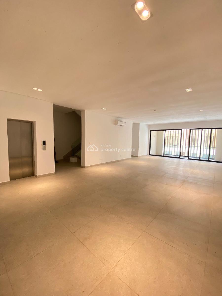 Finely Built 5 Bedroom Terrace Duplex with Private Elevator, Banana Island, Ikoyi, Lagos, Terraced Duplex for Sale