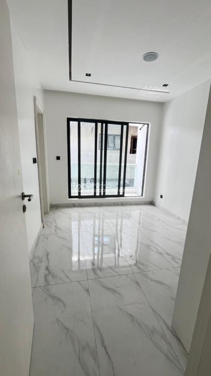 Luxury 3-bedroom Flat in Prime Location, Lekki Phase 1, Lekki, Lagos, Block of Flats for Sale