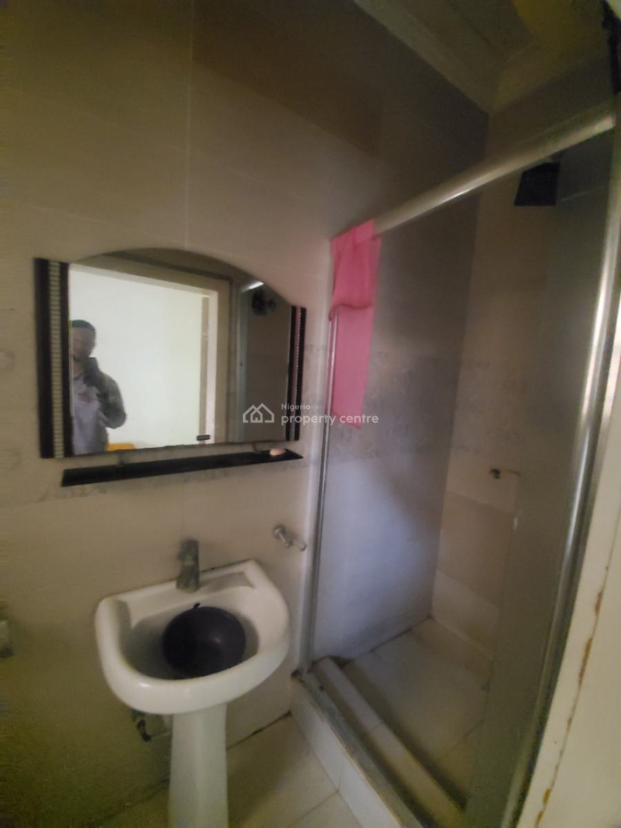 1 Room Shared Kitchen Apartment in Idado Estate, Idado Estate, Osapa, Lekki, Lagos, Self Contain (single Rooms) for Rent