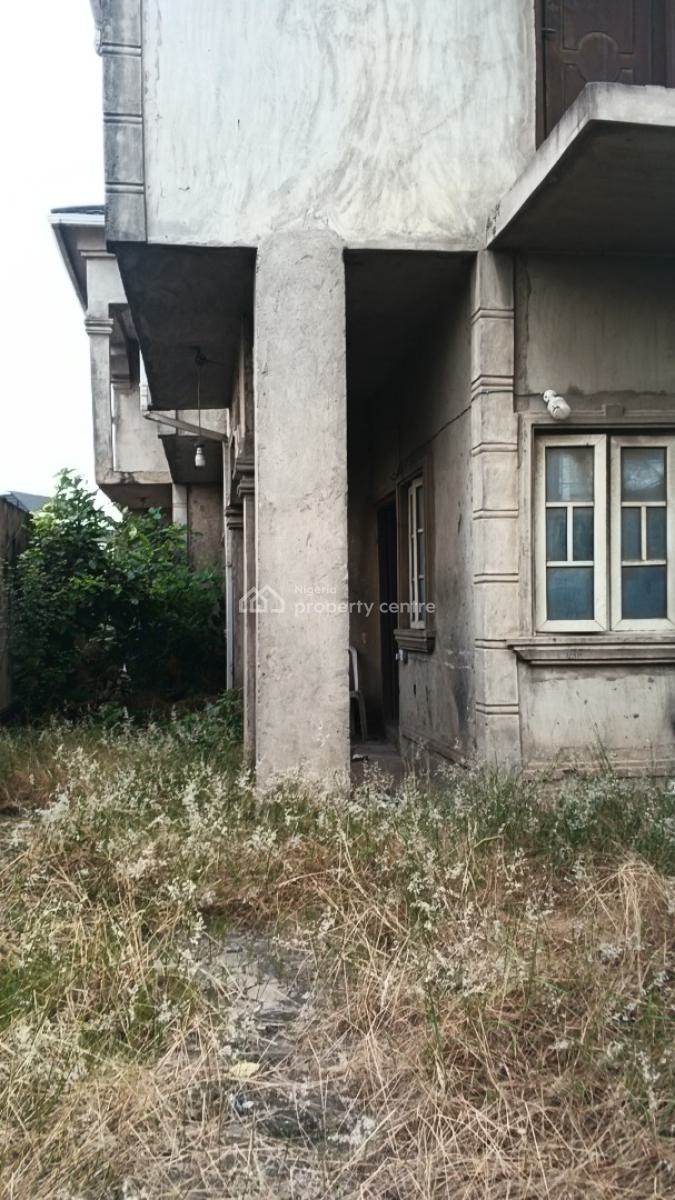 Fully Detached 4 Bedroom Duplex Available in a Good Area, Off Ilaje Road, Bariga, Shomolu, Lagos, Detached Duplex for Sale