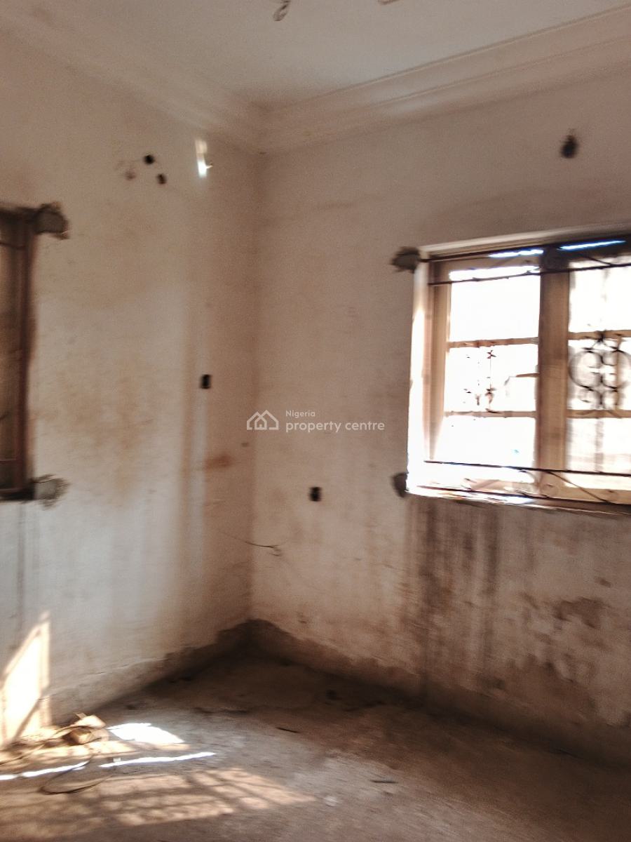 Fully Detached 4 Bedroom Duplex Available in a Good Area, Off Ilaje Road, Bariga, Shomolu, Lagos, Detached Duplex for Sale