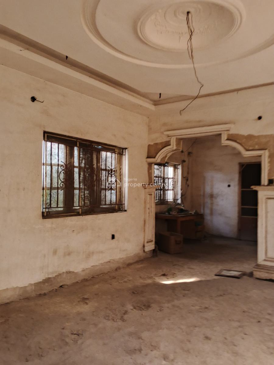 Fully Detached 4 Bedroom Duplex Available in a Good Area, Off Ilaje Road, Bariga, Shomolu, Lagos, Detached Duplex for Sale