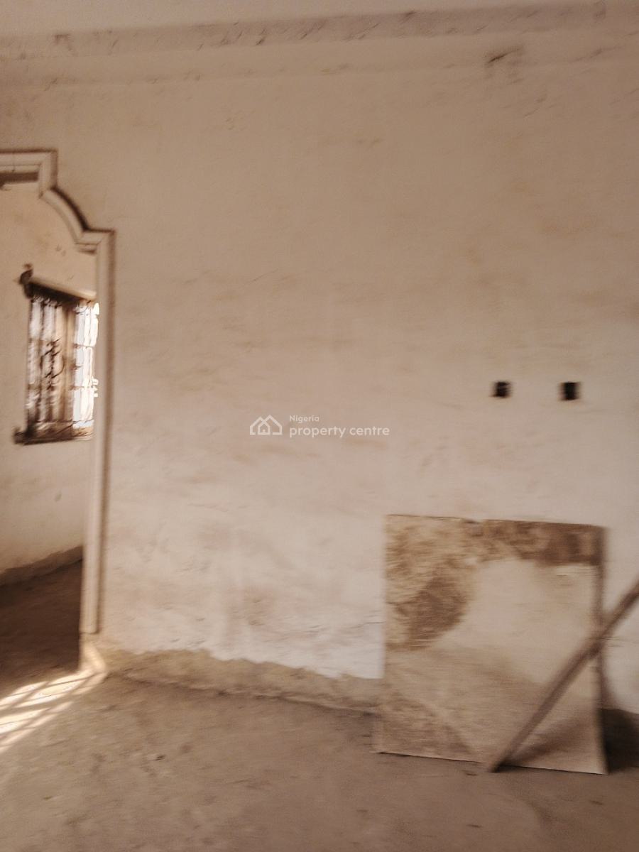 Fully Detached 4 Bedroom Duplex Available in a Good Area, Off Ilaje Road, Bariga, Shomolu, Lagos, Detached Duplex for Sale