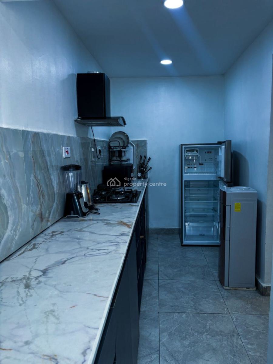 Furnished 2 Bedroom Apartment in a Strategic Location, Lekki Phase 1, Lekki, Lagos, Flat / Apartment for Rent
