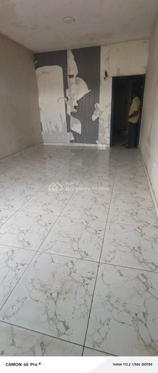 Standard Mini Flat Opposite Oral Estate in Alternative Route, Chevron Alternative, Lekki, Lagos, Mini Flat (room and Parlour) for Rent