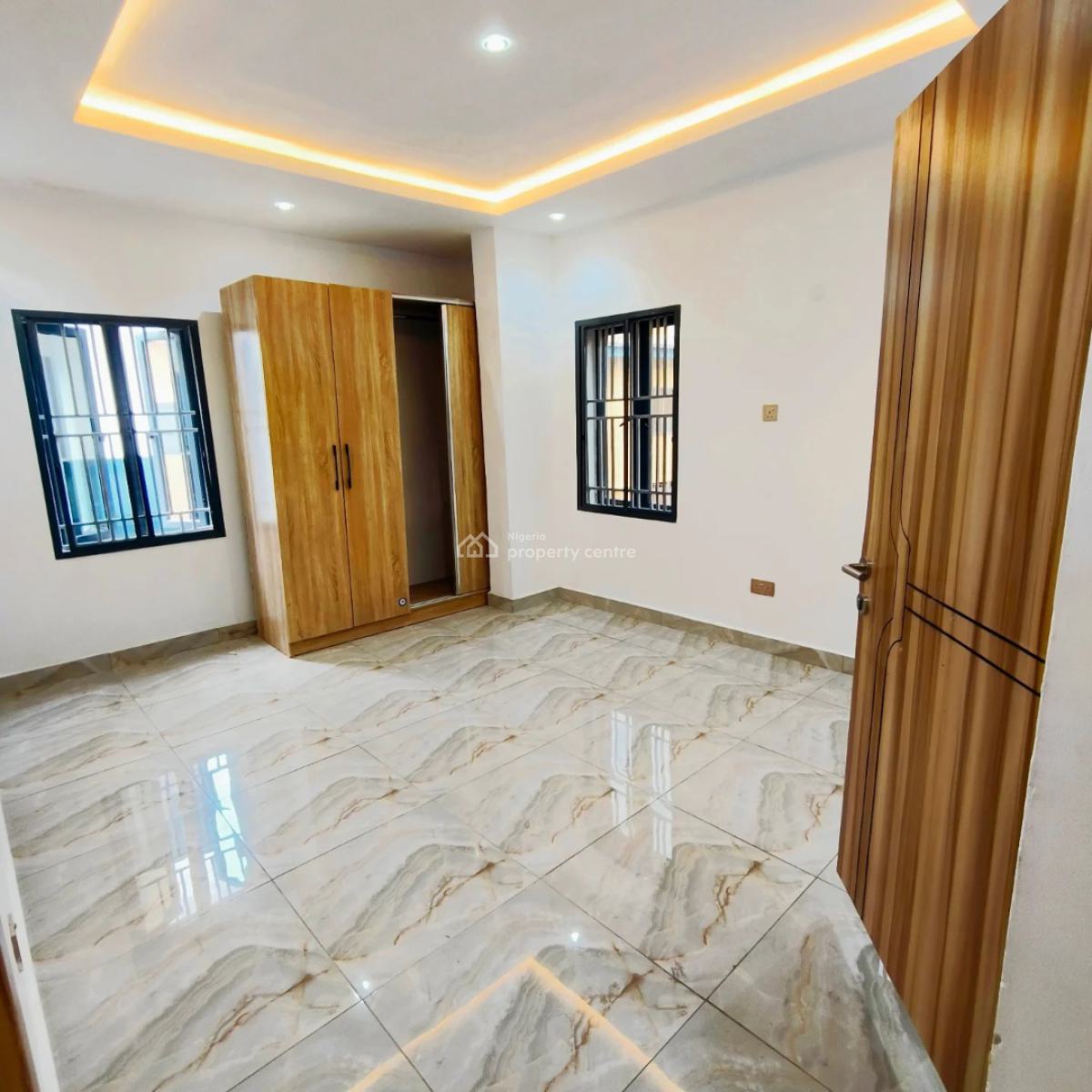 3 Bedroom Apartment, Ogba, Ikeja, Lagos, Flat / Apartment for Sale