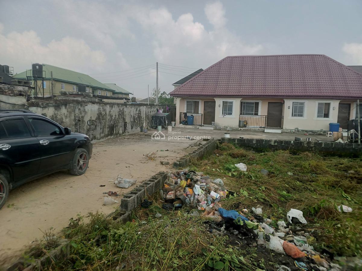 Massive Distress 3 Units of Mini Flat on Full Plot, Behind Davitech Oil Phase 2, Oribanwa, Ibeju Lekki, Lagos, Block of Flats for Sale