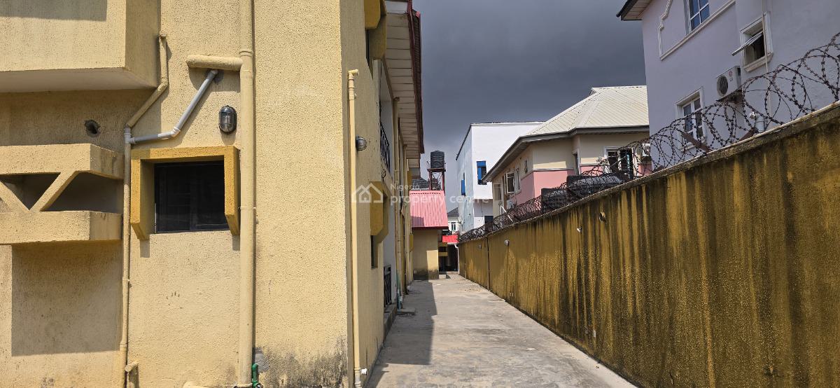 Block of 3 Bedroom Flat on Land Area of 630sqm, Ikota Villa Estate, Ikota, Lekki, Lagos, Block of Flats for Sale