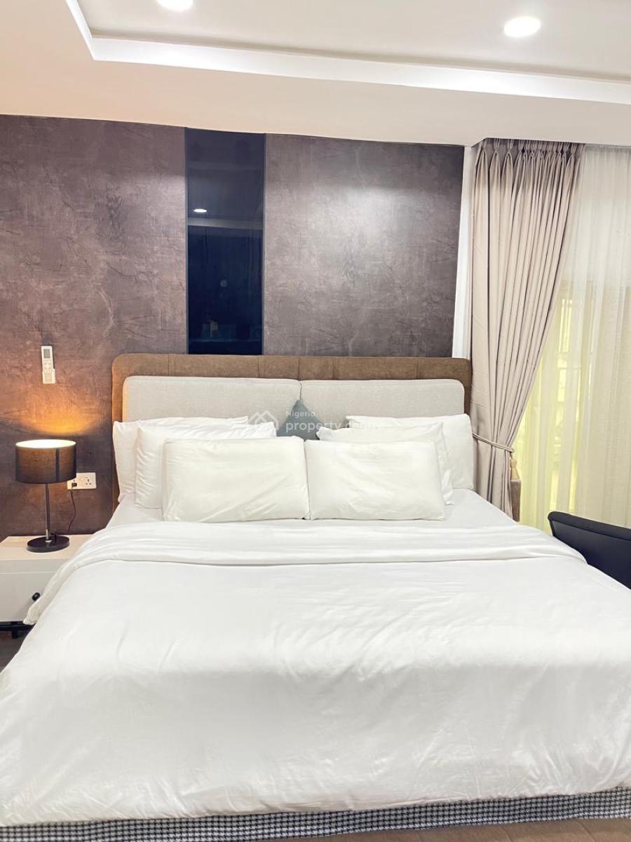 Luxury Beach View 2 Bedroom Apartment with Ps5 & Pool, Ikate, Lekki, Lagos, Flat / Apartment Short Let