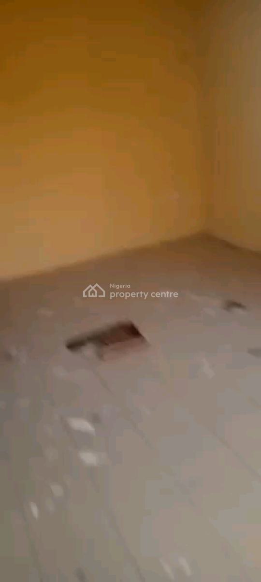 Decent Spacious 3 Bedroom, Off Bakare Street, Doyin Omololu, Alapere, Ketu, Lagos, Flat / Apartment for Rent