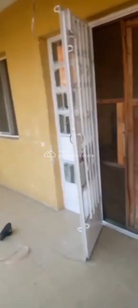 Decent Spacious 3 Bedroom, Off Bakare Street, Doyin Omololu, Alapere, Ketu, Lagos, Flat / Apartment for Rent