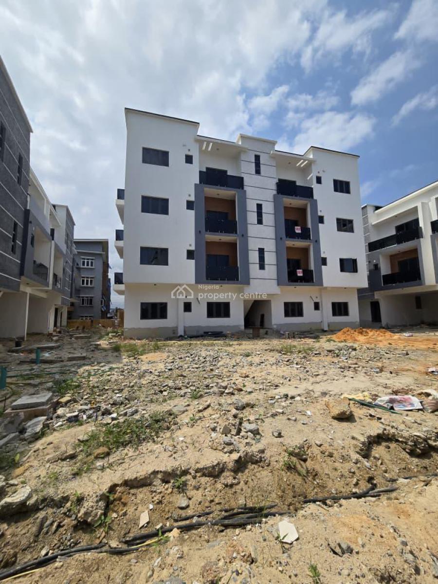 Gorgeous 2 Bedroom Apartment with a Bq, Ologolo, Lekki, Lagos, Flat / Apartment for Sale