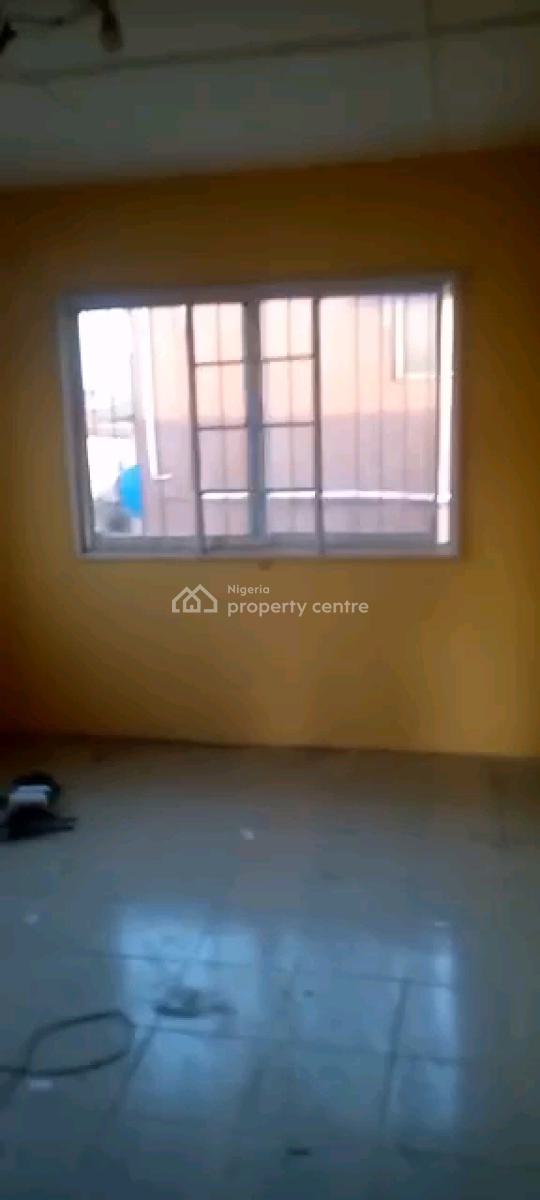 Decent Spacious 3 Bedroom, Off Bakare Street, Doyin Omololu, Alapere, Ketu, Lagos, Flat / Apartment for Rent