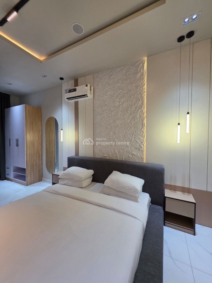 Luxurious Two Bedroom Apartment with Swimming Pool, Distance Seaview, Tunji Suleiman Street, Ilasan New Road, Ikate Elegushi, Lekki, Lagos, Flat / Apartment Short Let