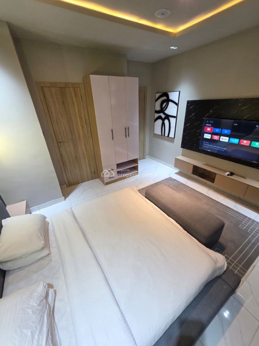 Luxurious Two Bedroom Apartment with Swimming Pool, Distance Seaview, Tunji Suleiman Street, Ilasan New Road, Ikate Elegushi, Lekki, Lagos, Flat / Apartment Short Let